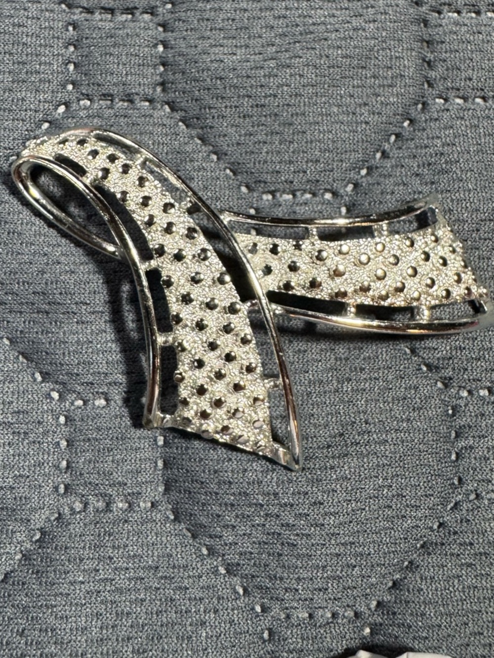 Vintage Emmons Signed Studded Ribbon Brooch - Silver Tone